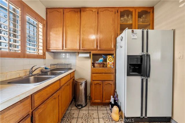 5658 Willowcrest Ave, North Hollywood, CA 91601