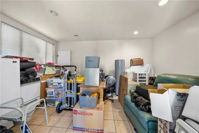 5658 Willowcrest Ave, North Hollywood, CA 91601
