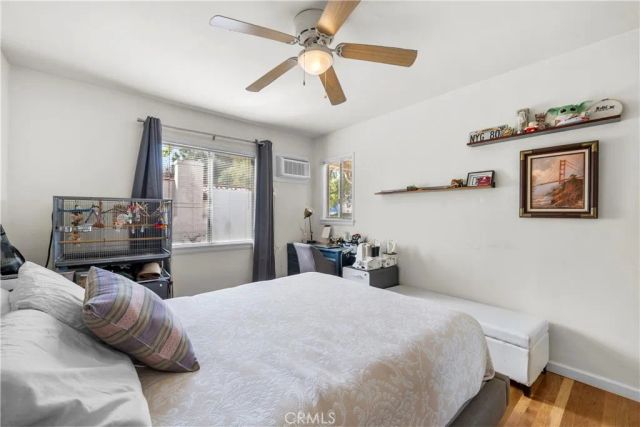 5658 Willowcrest Ave, North Hollywood, CA 91601