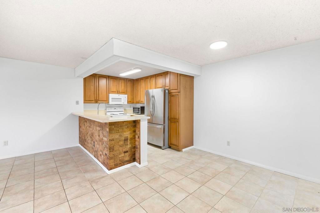 Image 20 of property listing at 9120 Gramercy 320, San Diego, CA 92123