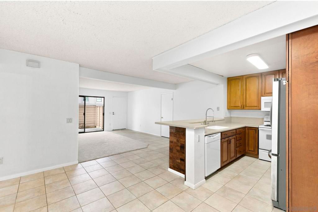 Image 22 of property listing at 9120 Gramercy 320, San Diego, CA 92123