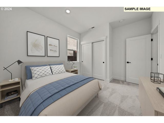 1833 S Pepperwood St, Canby, OR 97013