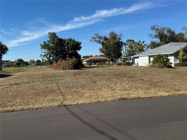 270 BROADMOOR LANE, Rotonda West, FL 33947