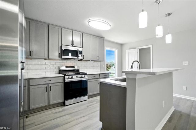 5000 Lacy CT, Suffolk, VA 23434