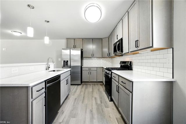 5000 Lacy CT, Suffolk, VA 23434