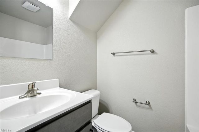 5000 Lacy CT, Suffolk, VA 23434