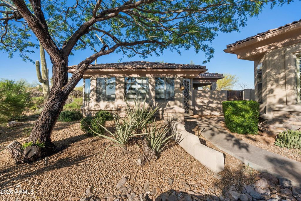 Image 10 of property listing at 11294 E QUARRY Trail, Scottsdale, AZ 85262