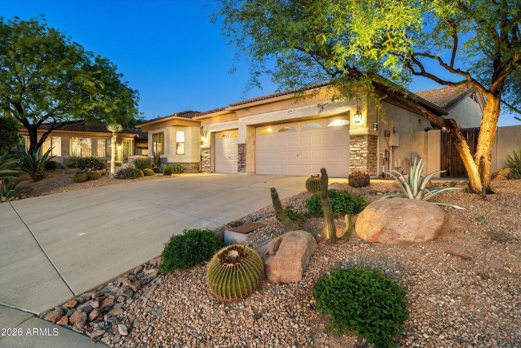 Image 11 of property listing at 11294 E QUARRY Trail, Scottsdale, AZ 85262