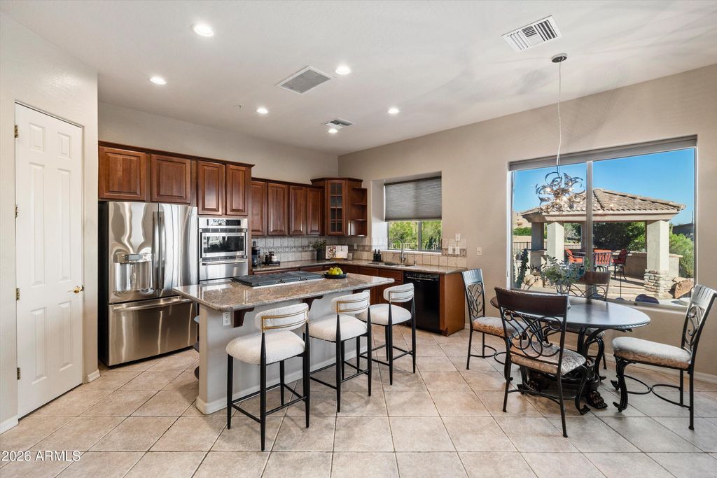 Image 4 of property listing at 11294 E QUARRY Trail, Scottsdale, AZ 85262