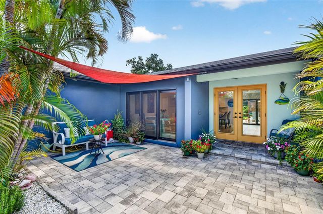 114 12TH STREET, Belleair Beach, FL 33786