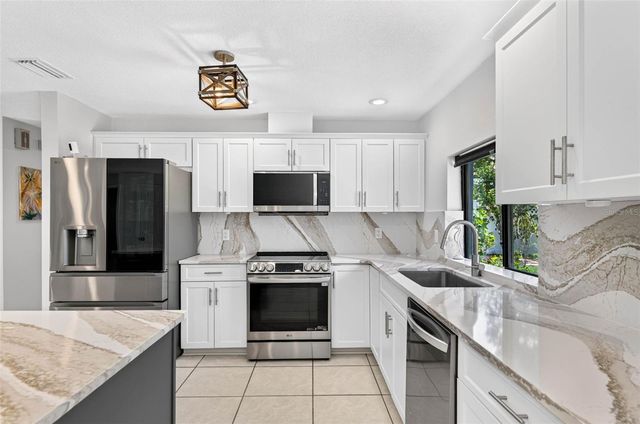 114 12TH STREET, Belleair Beach, FL 33786
