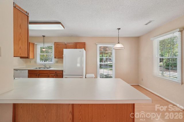 8801 Gamesford Drive, Charlotte, NC 28277