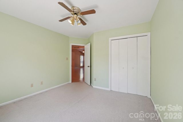 8801 Gamesford Drive, Charlotte, NC 28277