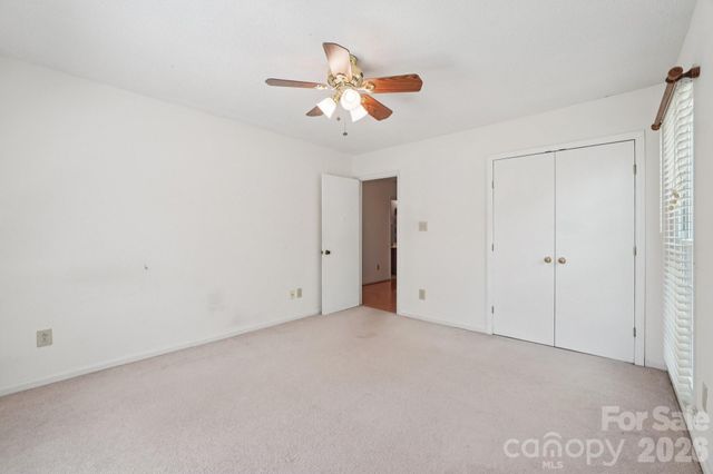 8801 Gamesford Drive, Charlotte, NC 28277