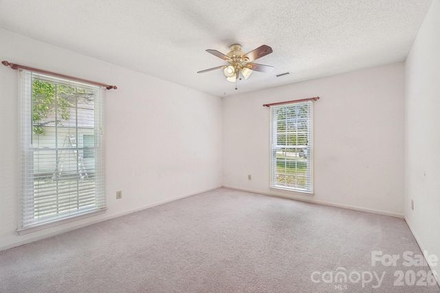 8801 Gamesford Drive, Charlotte, NC 28277