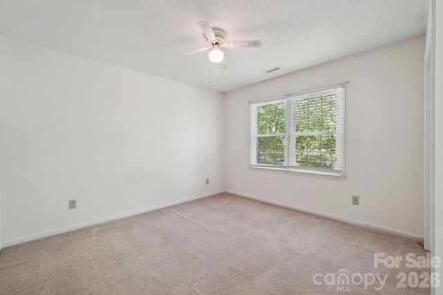 8801 Gamesford Drive, Charlotte, NC 28277