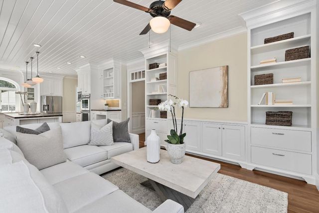 161 Primrose Way, Palo Alto, CA 94303