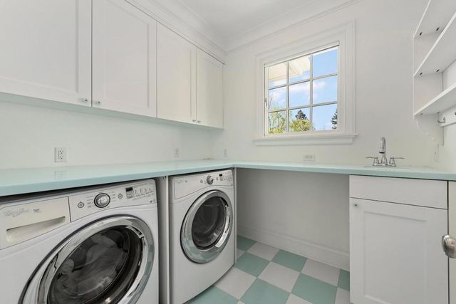 161 Primrose Way, Palo Alto, CA 94303