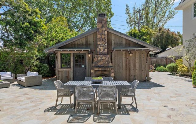 161 Primrose Way, Palo Alto, CA 94303