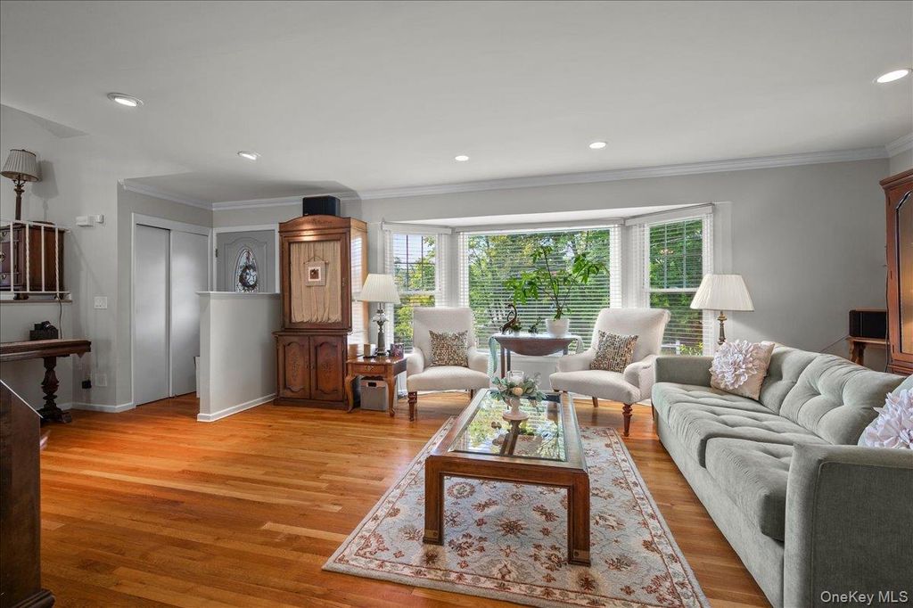 26 Rose Street, White Plains, NY 10605 — photo 3