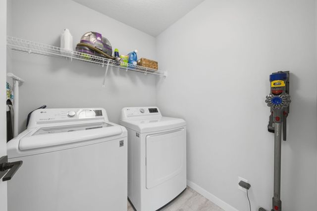 16186 Durango Trail, Lakeville, MN 55044
