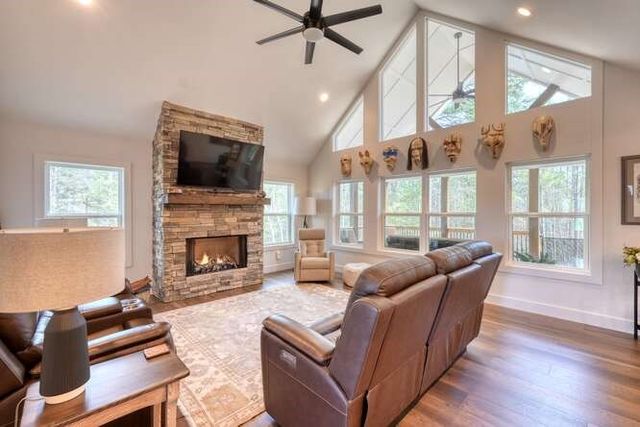 46 Fox Cove, Blairsville, GA 30512