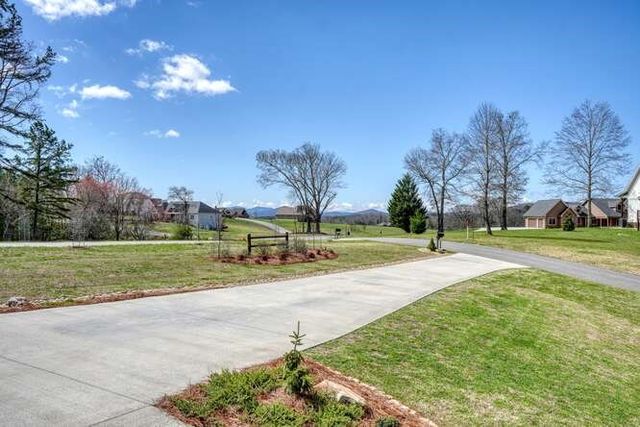 46 Fox Cove, Blairsville, GA 30512