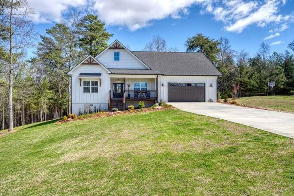 46 Fox Cove, Blairsville, GA 30512