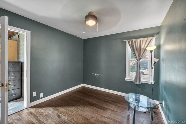 24163 Ross Street, Dearborn, MI 48124