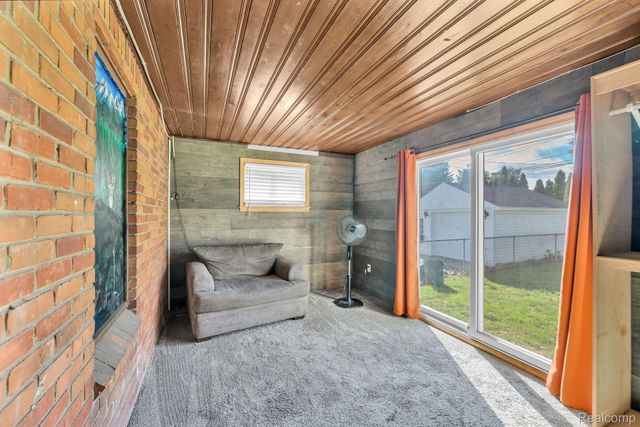 24163 Ross Street, Dearborn, MI 48124