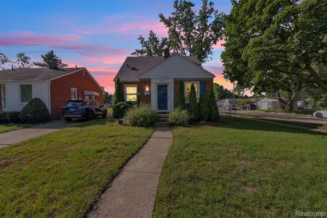 24163 Ross Street, Dearborn, MI 48124