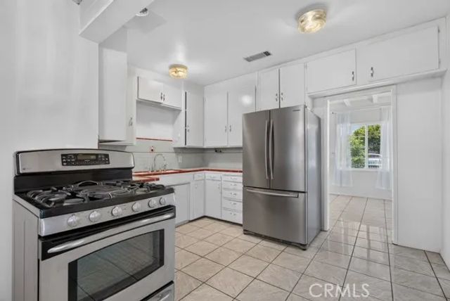 15834 E Kingside, Covina, CA 91722