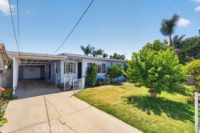 15834 E Kingside, Covina, CA 91722