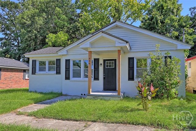 636 W 48th Street, Savannah, GA 31405