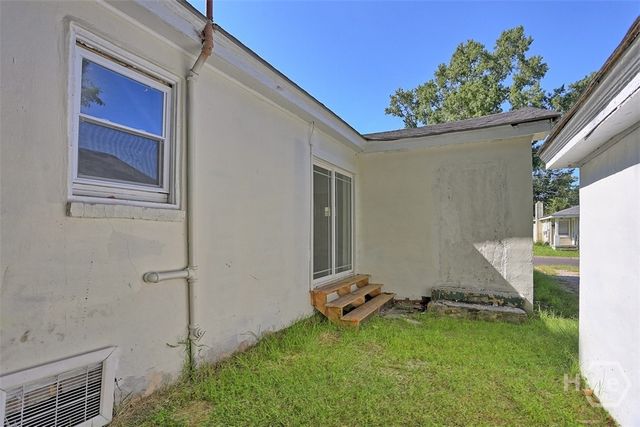 636 W 48th Street, Savannah, GA 31405