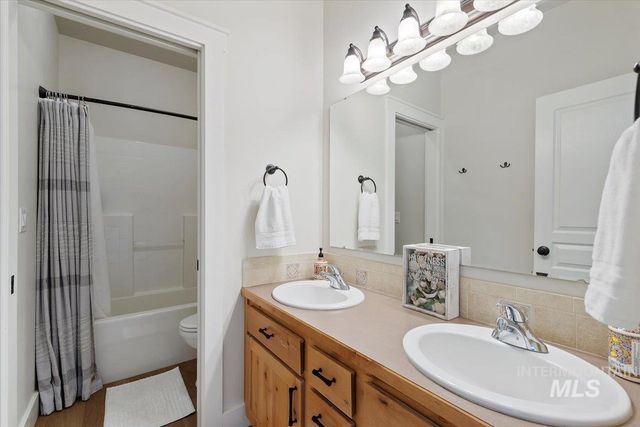 3344 N N Campton, Boise, ID 83713