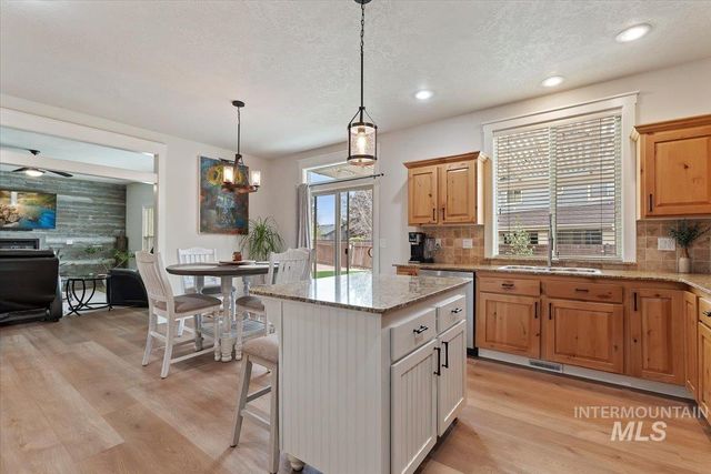 3344 N N Campton, Boise, ID 83713