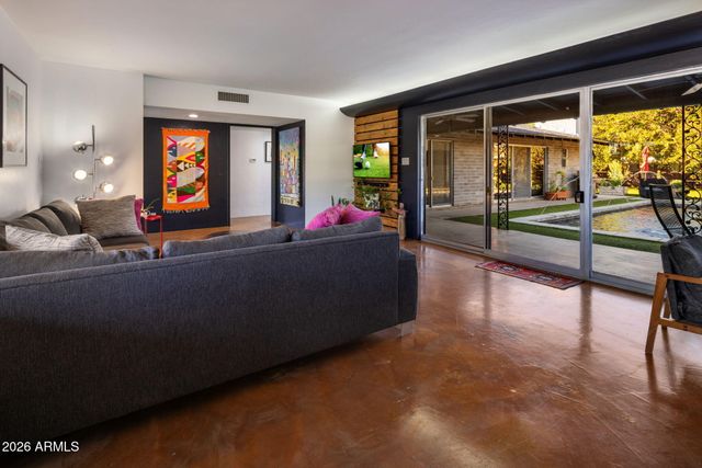 1630 E Solano Drive, Phoenix, AZ 85016