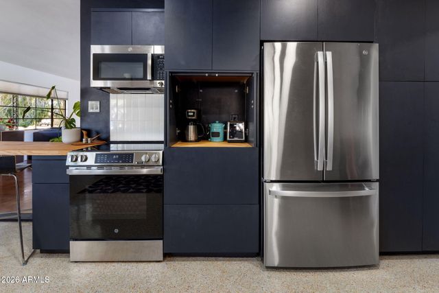 1630 E Solano Drive, Phoenix, AZ 85016