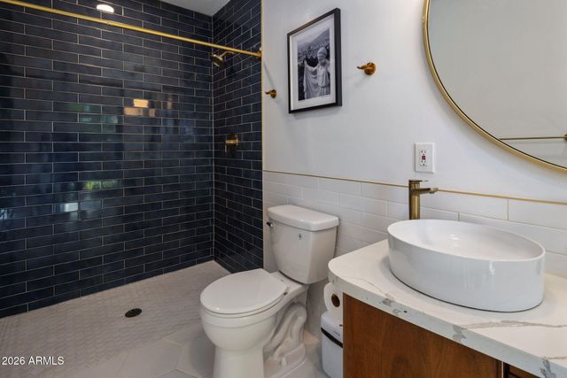 1630 E Solano Drive, Phoenix, AZ 85016