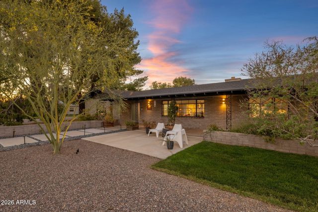 1630 E Solano Drive, Phoenix, AZ 85016