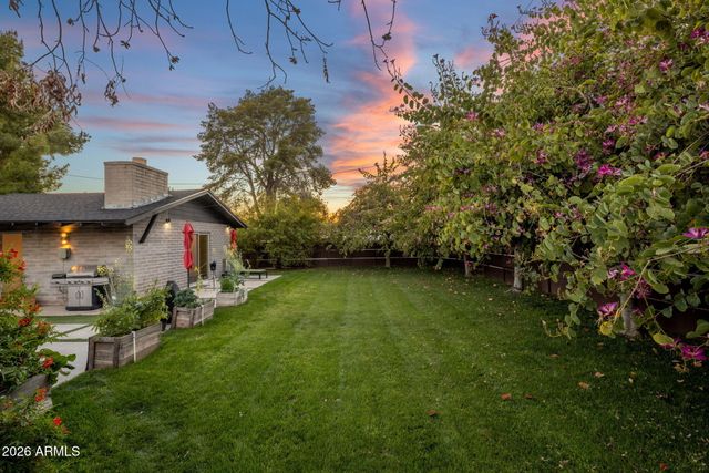 1630 E Solano Drive, Phoenix, AZ 85016