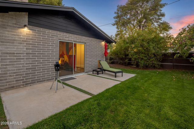 1630 E Solano Drive, Phoenix, AZ 85016