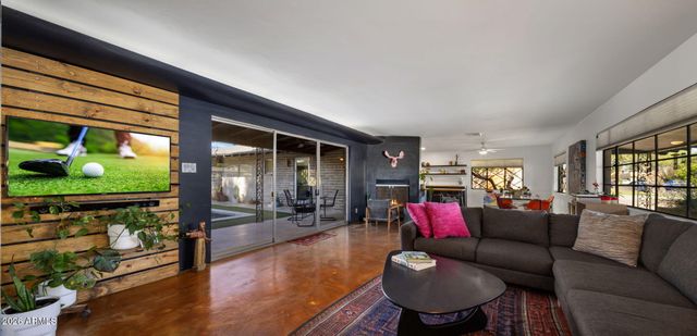 1630 E Solano Drive, Phoenix, AZ 85016