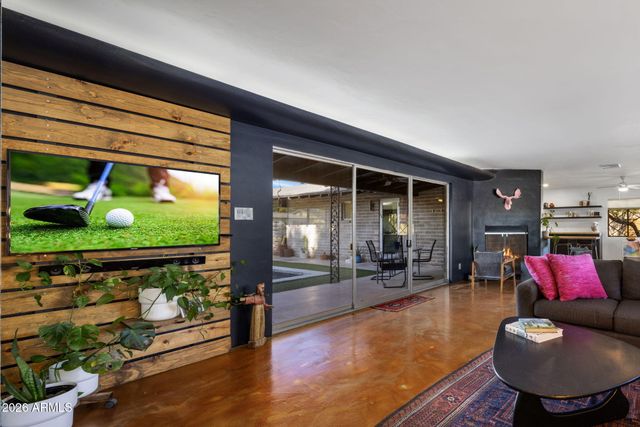 1630 E Solano Drive, Phoenix, AZ 85016