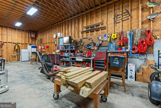 305 Fairplay Street, Rutledge, GA 30663