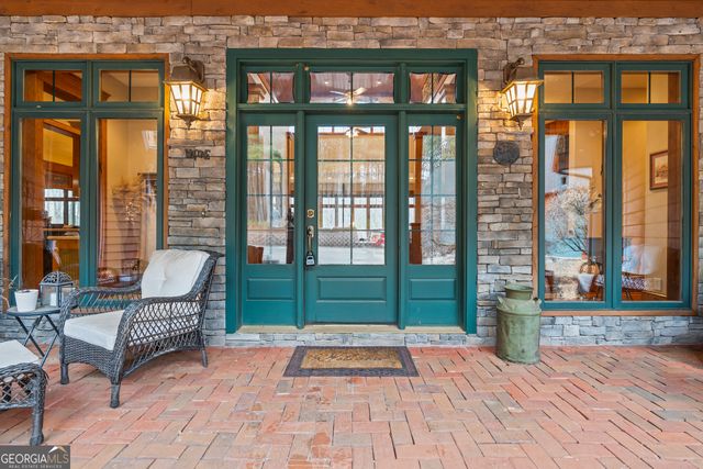 305 Fairplay Street, Rutledge, GA 30663