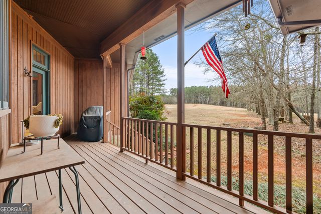 305 Fairplay Street, Rutledge, GA 30663