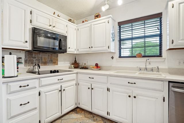 3511 County Road 1108, Celeste, TX 75423