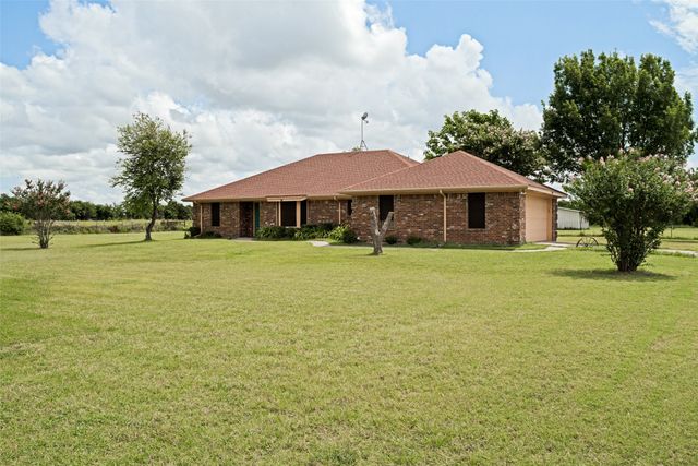 3511 County Road 1108, Celeste, TX 75423
